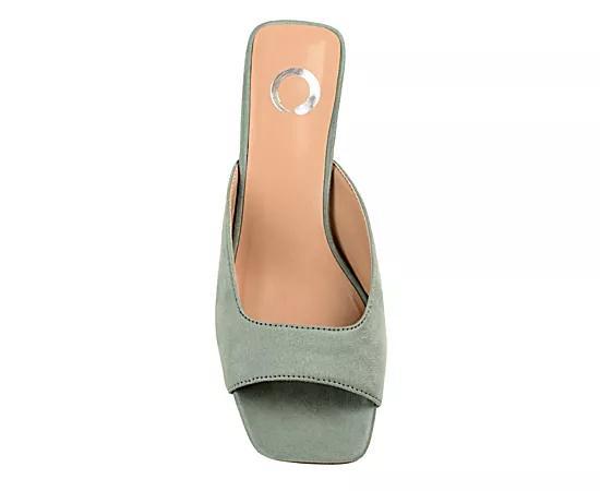 Journee Collection Womens Larna Pumps Product Image