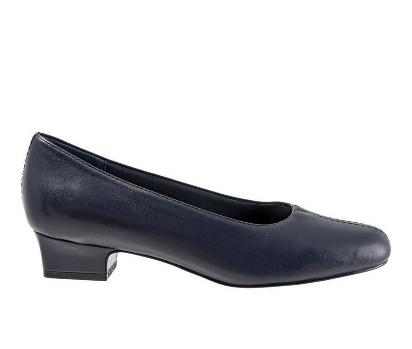 Women's Trotters Doris Pumps Product Image