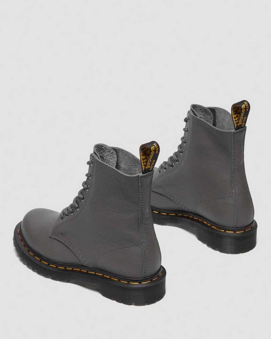 1460 Women's Virginia Leather Boots Product Image