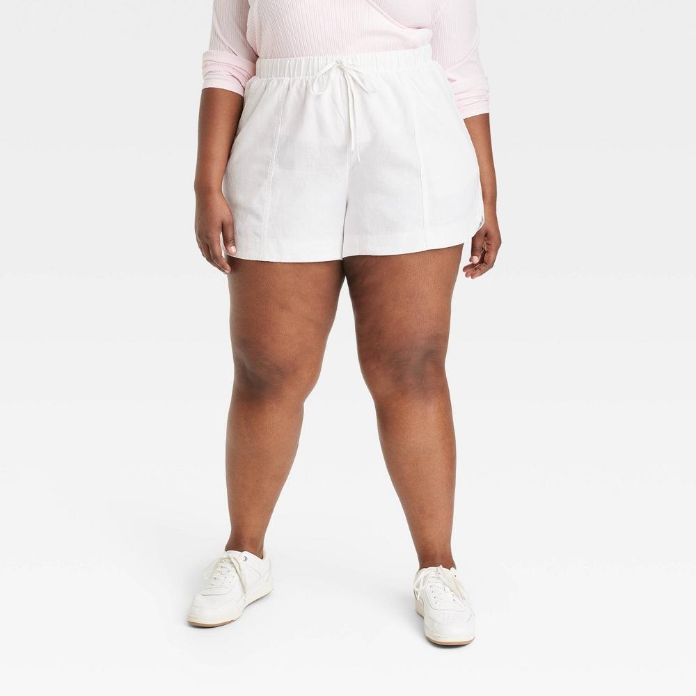 Womens High-Rise Linen Pull-On Shorts - Universal Thread White 1X Product Image