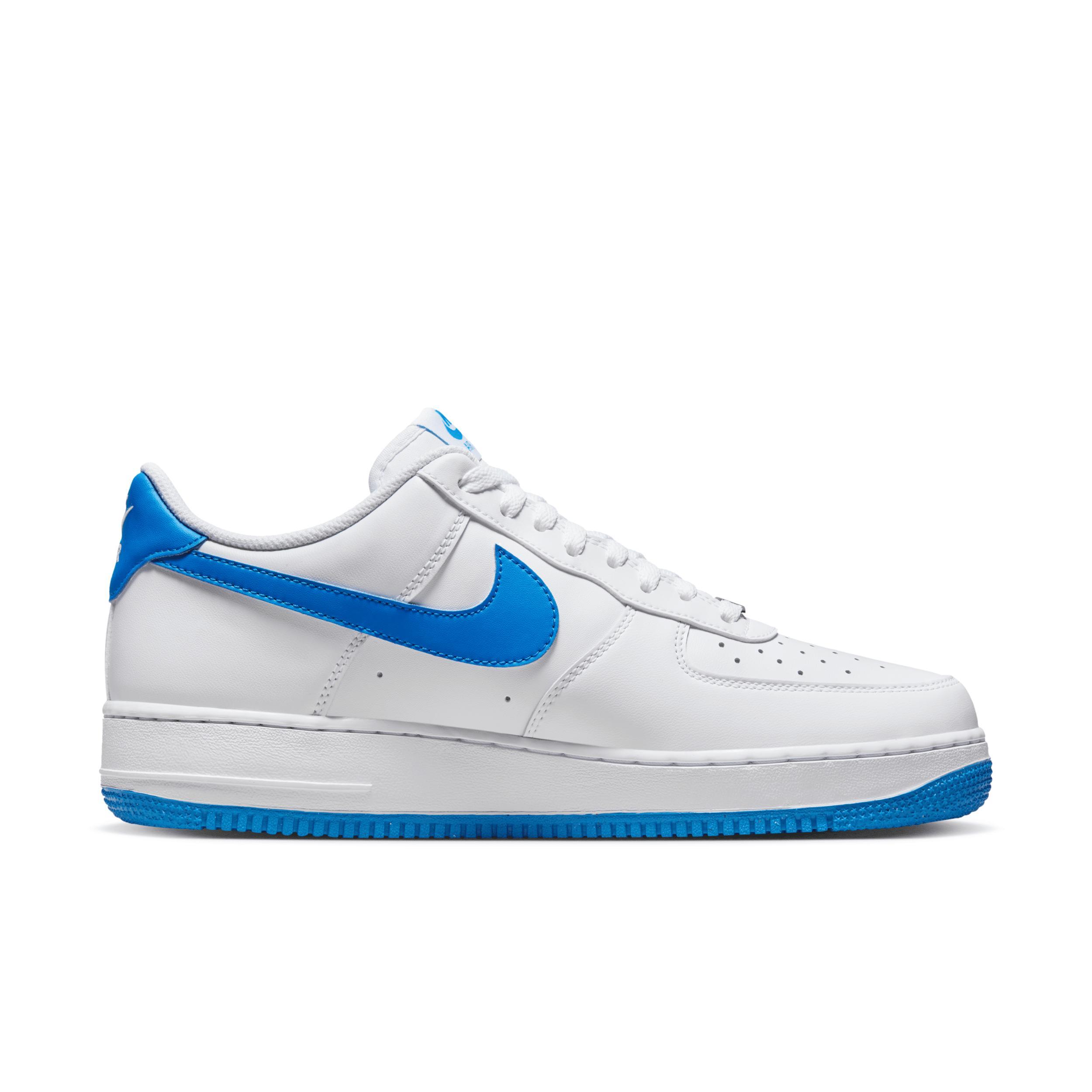 Nike Men's Air Force 1 '07 Shoes Product Image