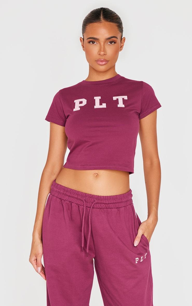 PRETTYLITTLETHING Plum Cotton Fitted T Shirt Product Image