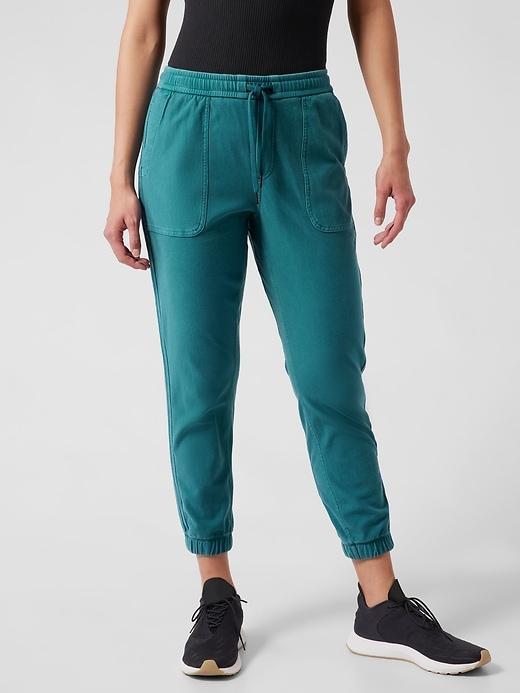 Farallon Jogger Product Image