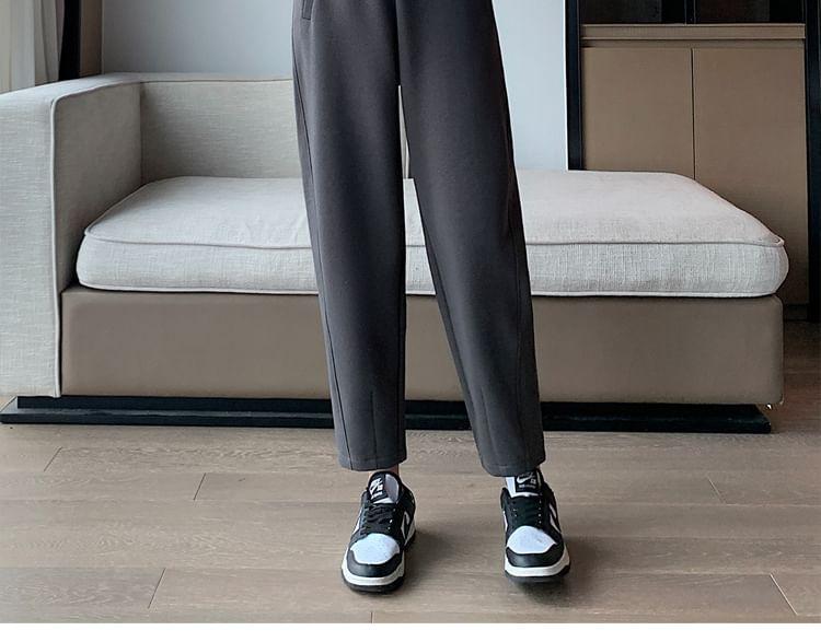 Elastic Waist Plain Cropped Tapered Sweatpants (Various Designs) Product Image