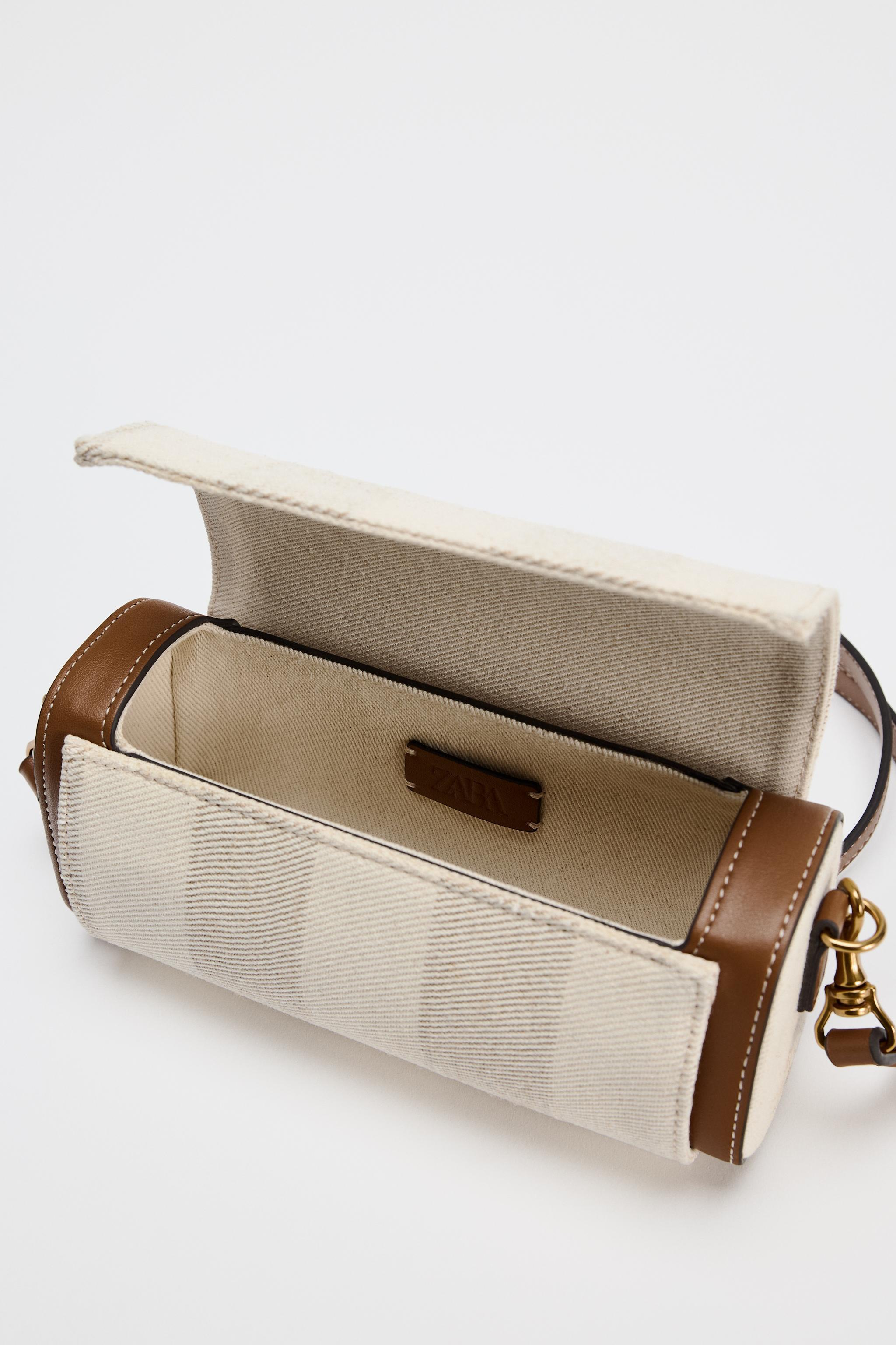 CROSSBODY BAG Product Image