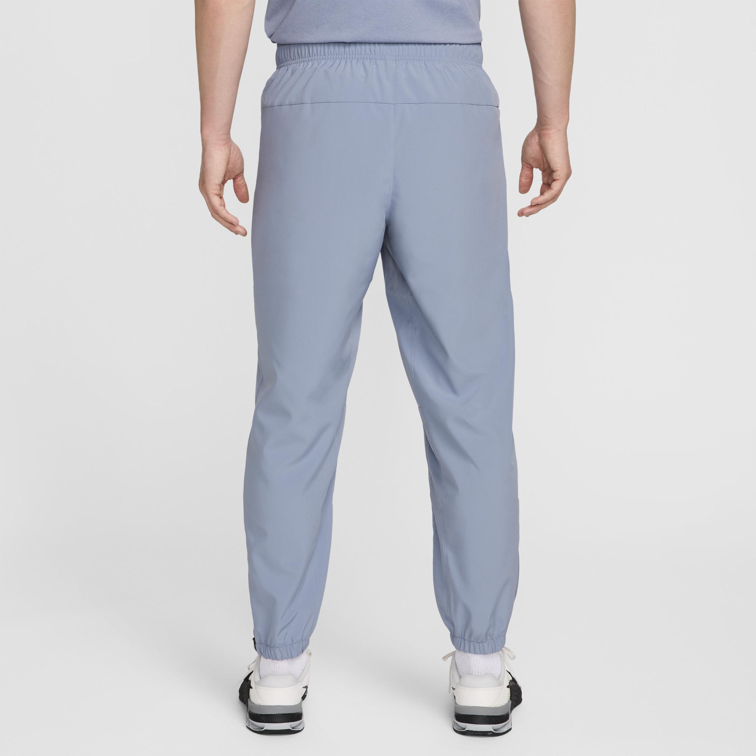 Nike Men's Form Dri-FIT Tapered Versatile Pants Product Image