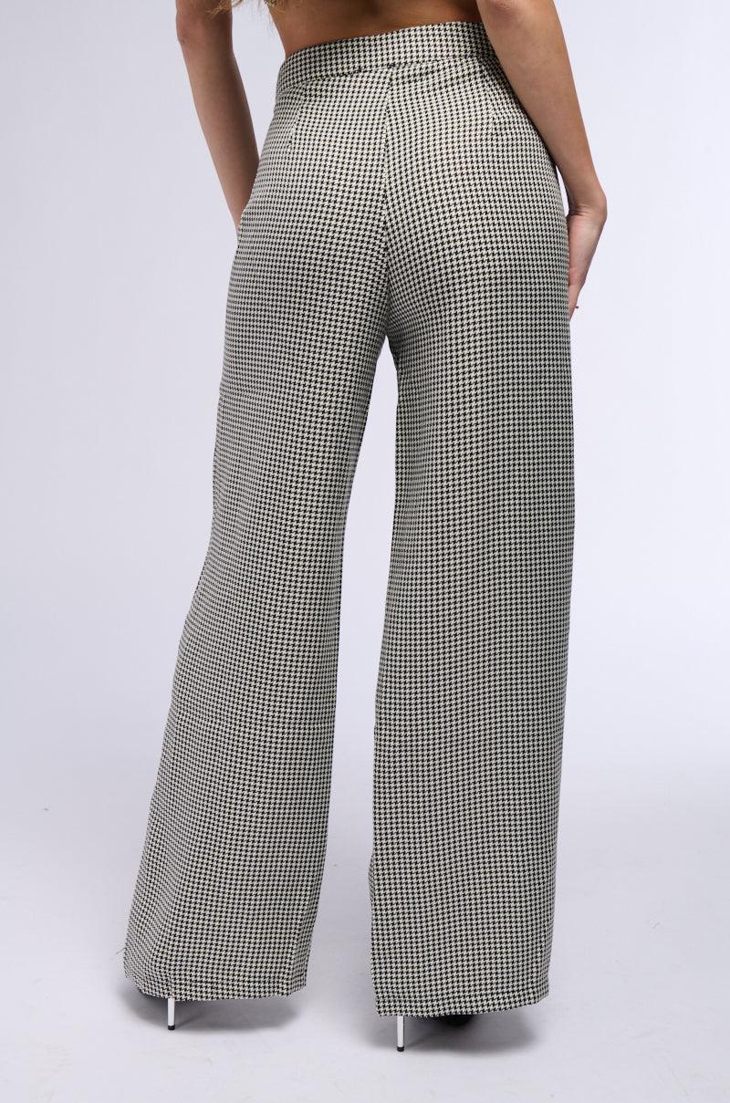 BUSINESS CASUAL HOUNDSTOOTH WIDE LEG WOVEN TROUSER Product Image