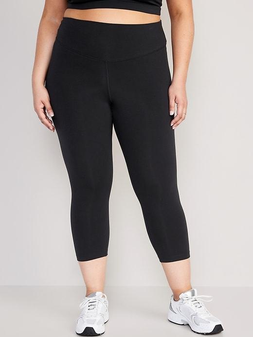 Extra High-Waisted PowerChill Crop Leggings Product Image