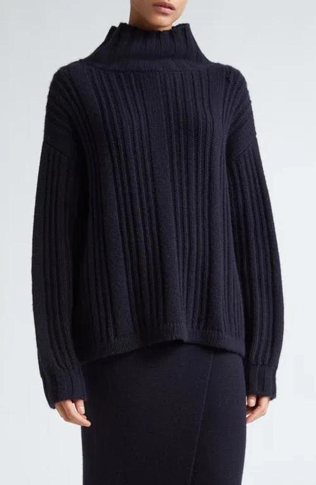 Vitalba Wool Knit Turtleneck Sweater In Navy Product Image