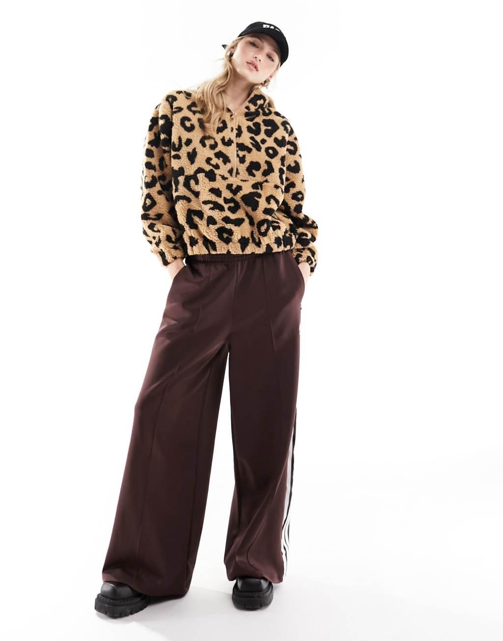 Only teddy half zip fleece in leopard print  Product Image