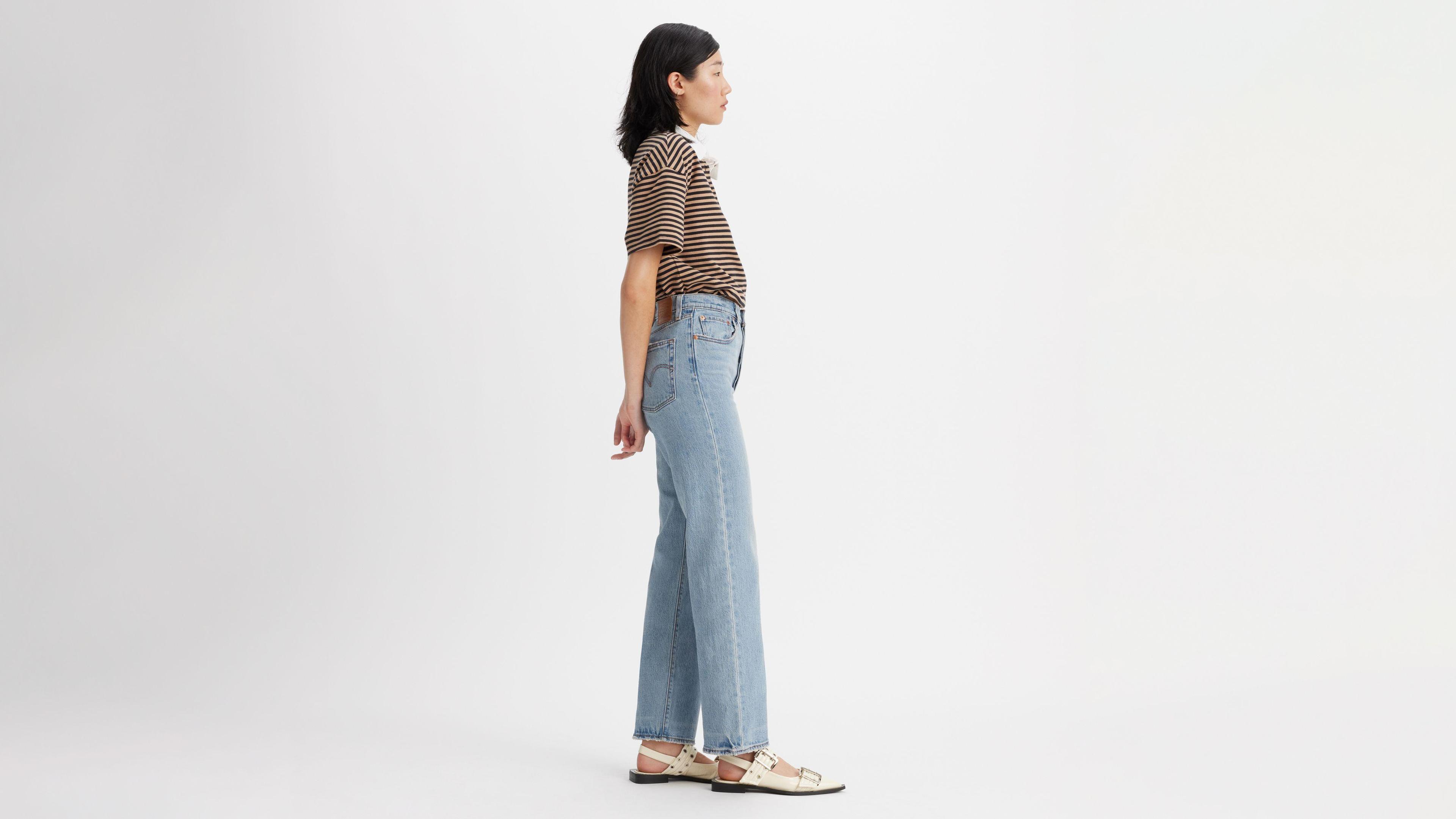 Levi's Straight Ankle Women's Jeans Product Image