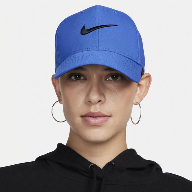 Nike Unisex Dri-FIT Club Structured Swoosh Cap Product Image