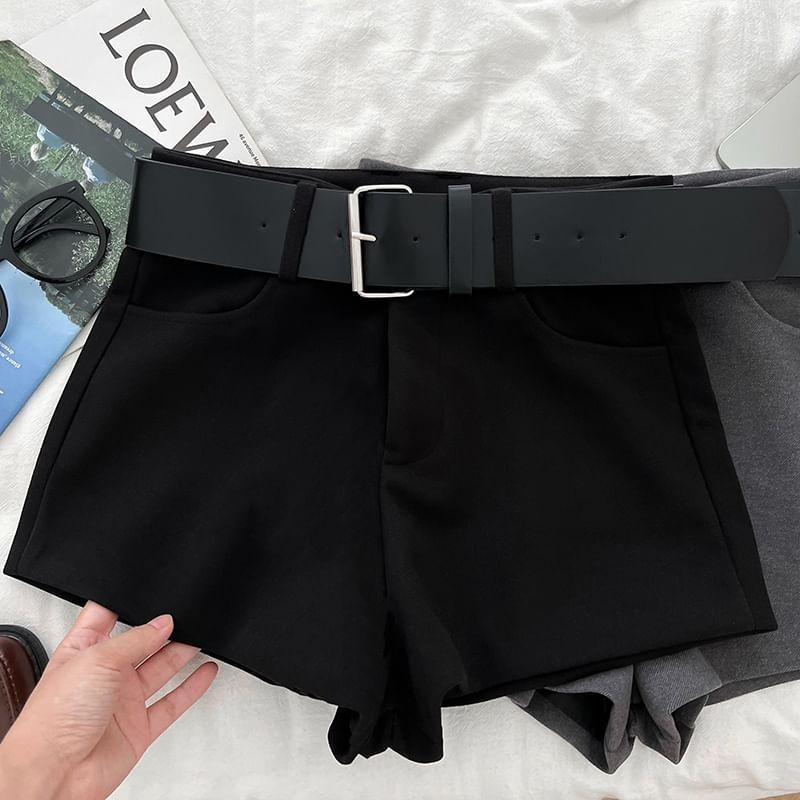 Low Rise Plain Hot Pants Product Image