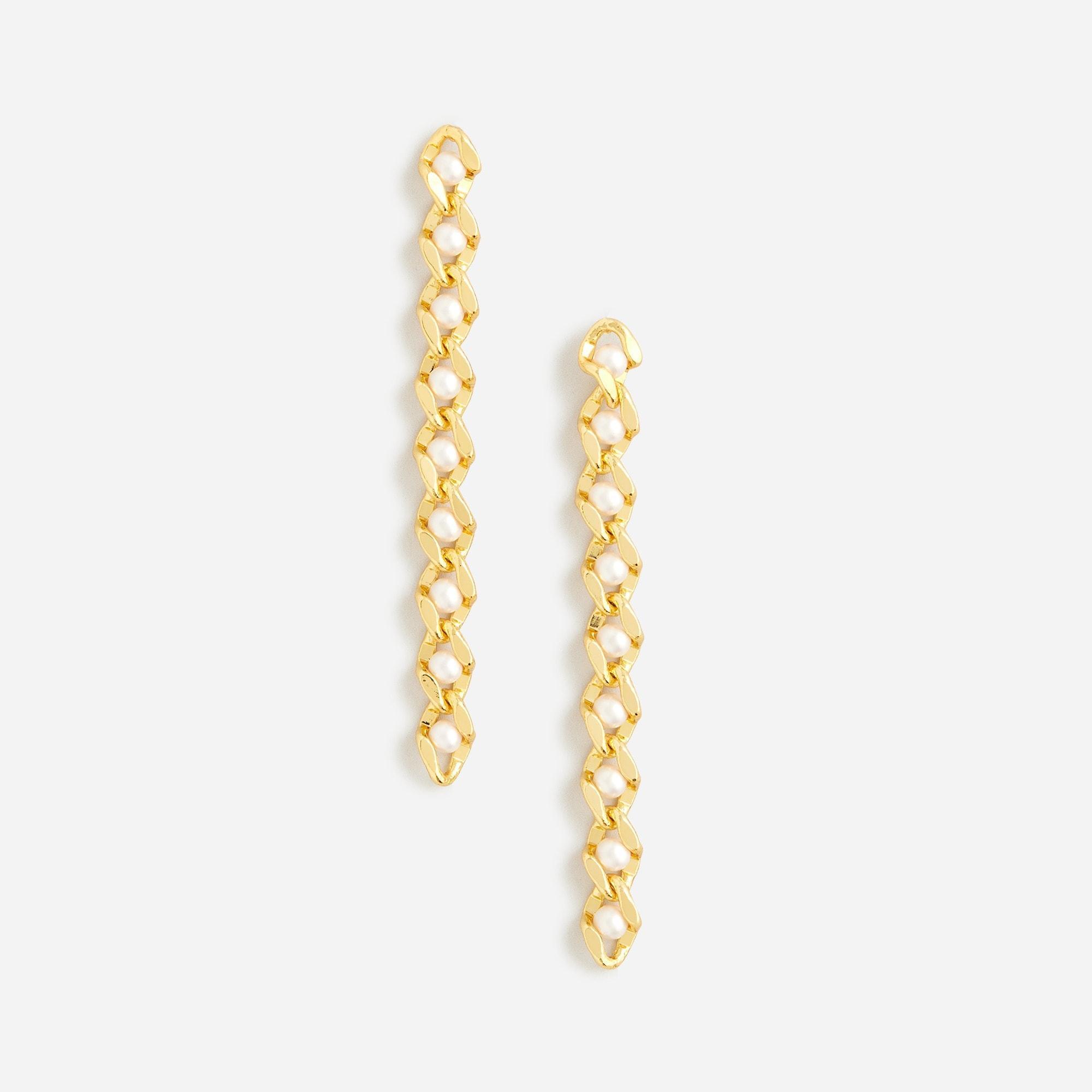 Linear pearl chain earrings Product Image