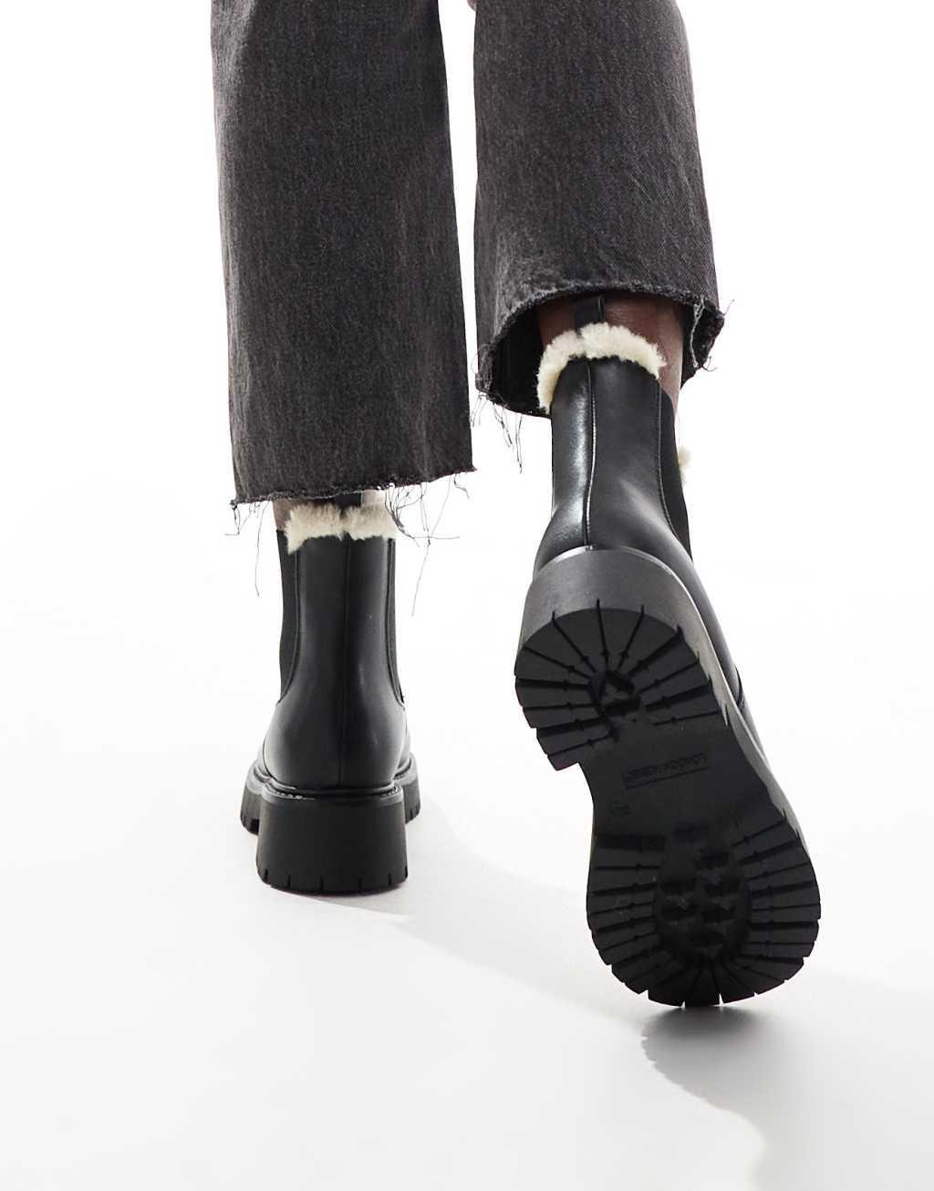 London Rebel Lois faux fur lined chunky chelsea boots in black Product Image