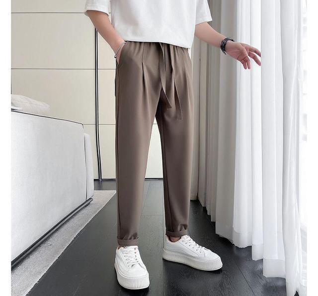 Mid Rise Plain Tapered Pants Product Image