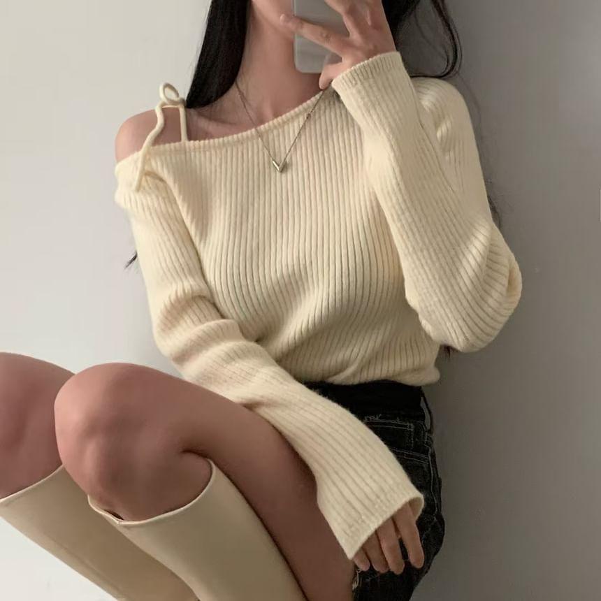 Cold-Shoulder Plain Ribbed Sweater Product Image