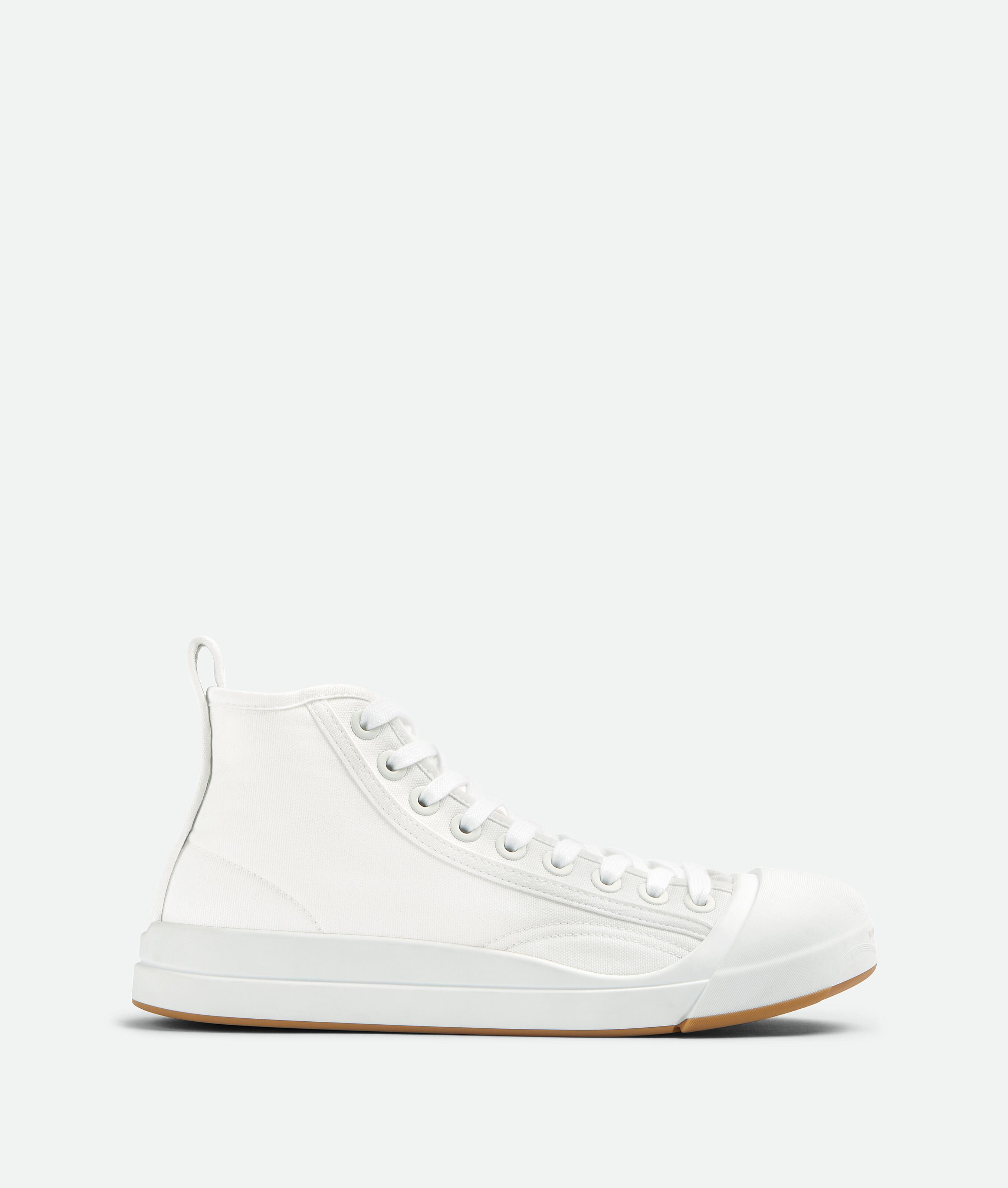 Women's Vulcan Sneaker in Optic white Product Image