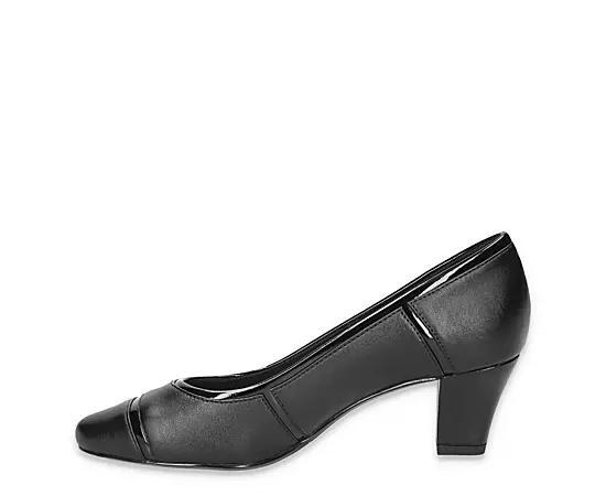 Easy Street Womens Datia Pump Product Image