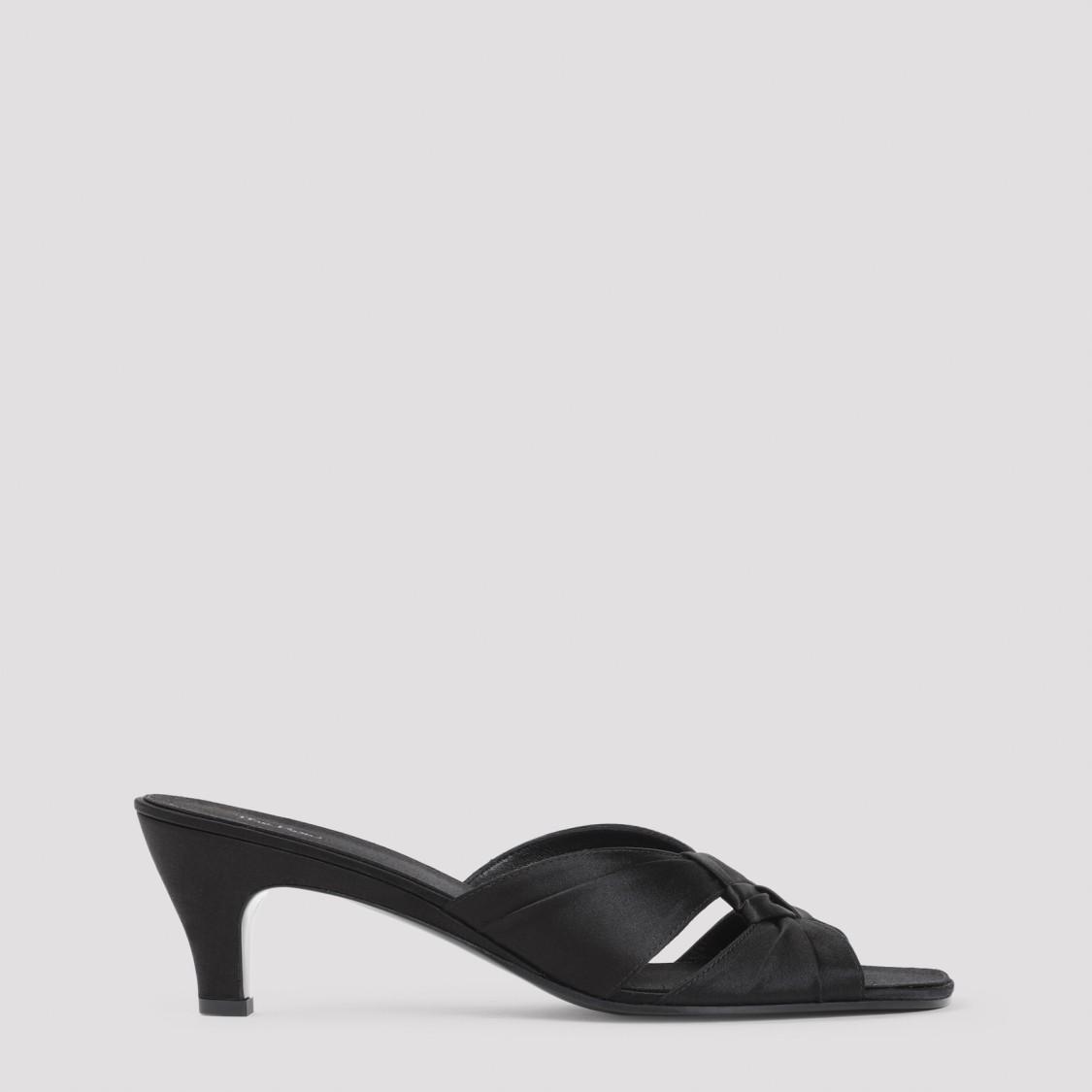 Sandals In Black Product Image