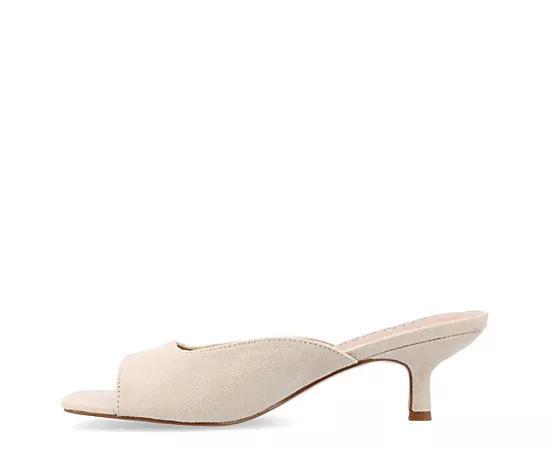 Journee Collection Womens Larna Pumps Product Image