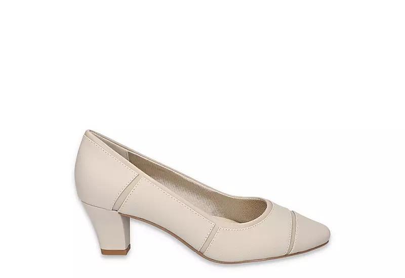 Easy Street Datia Womens Pumps Product Image