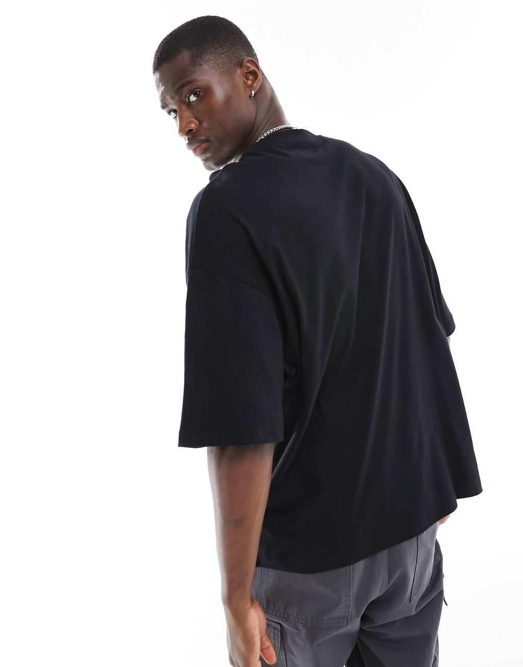 ADPT oversized t-shirt in black Product Image