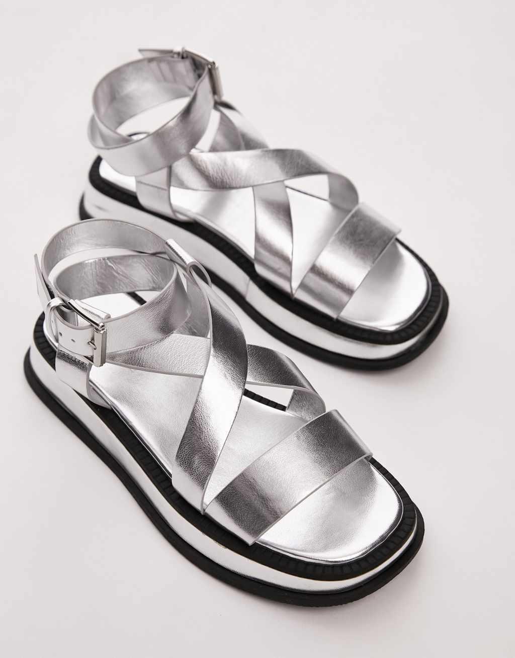 Topshop Wide Fit Jasmine chunky sandals in silver Product Image