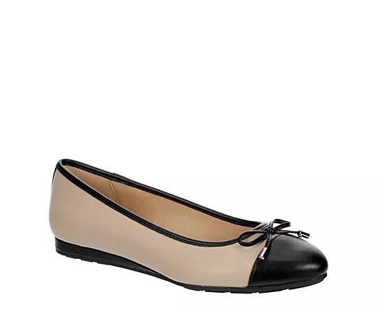 Lauren Blakwell Womens Dianna Flat Flats Shoes Product Image