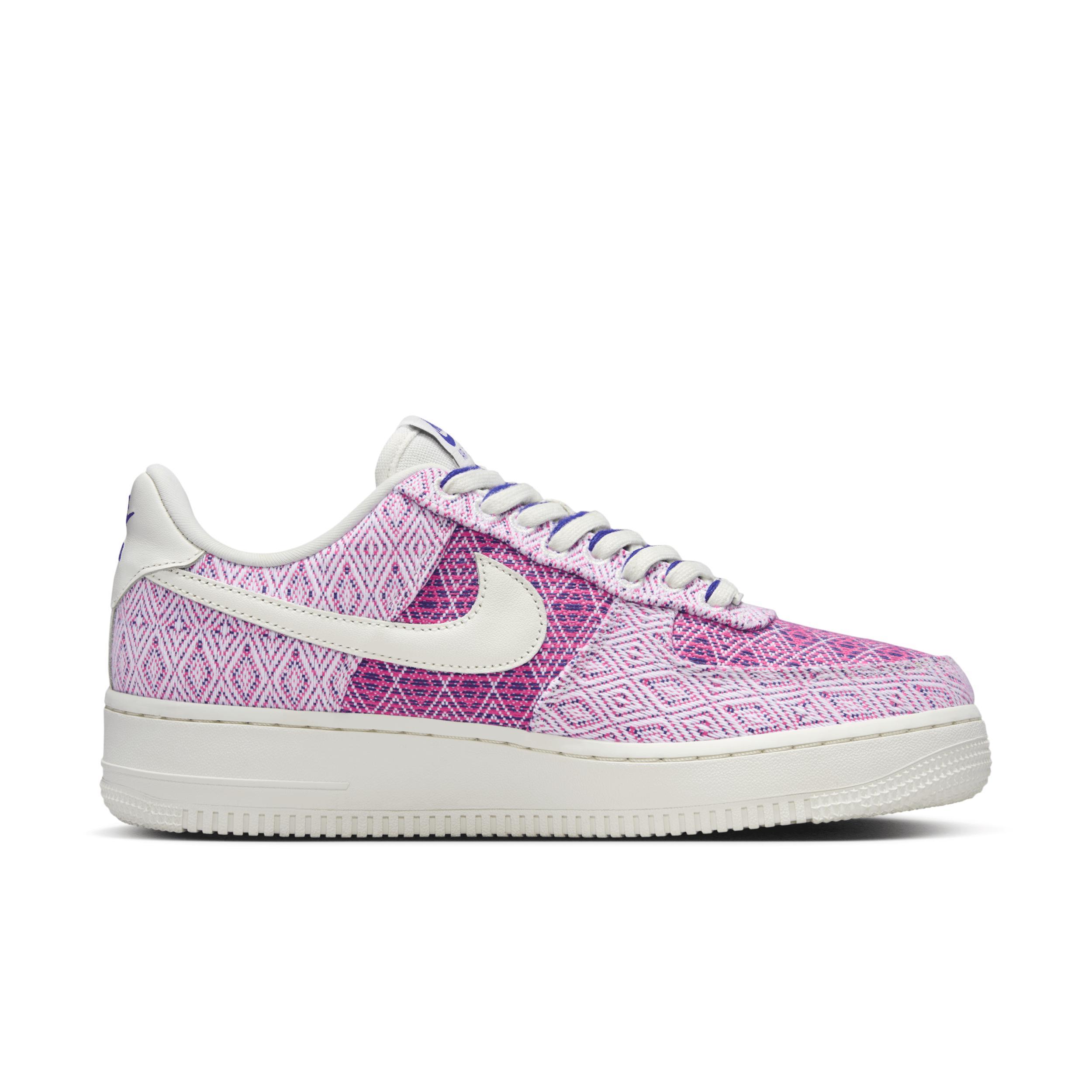 Nike Air Force 1 '07 Women's Shoes Product Image