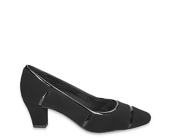 Easy Street Datia Womens Pumps Product Image