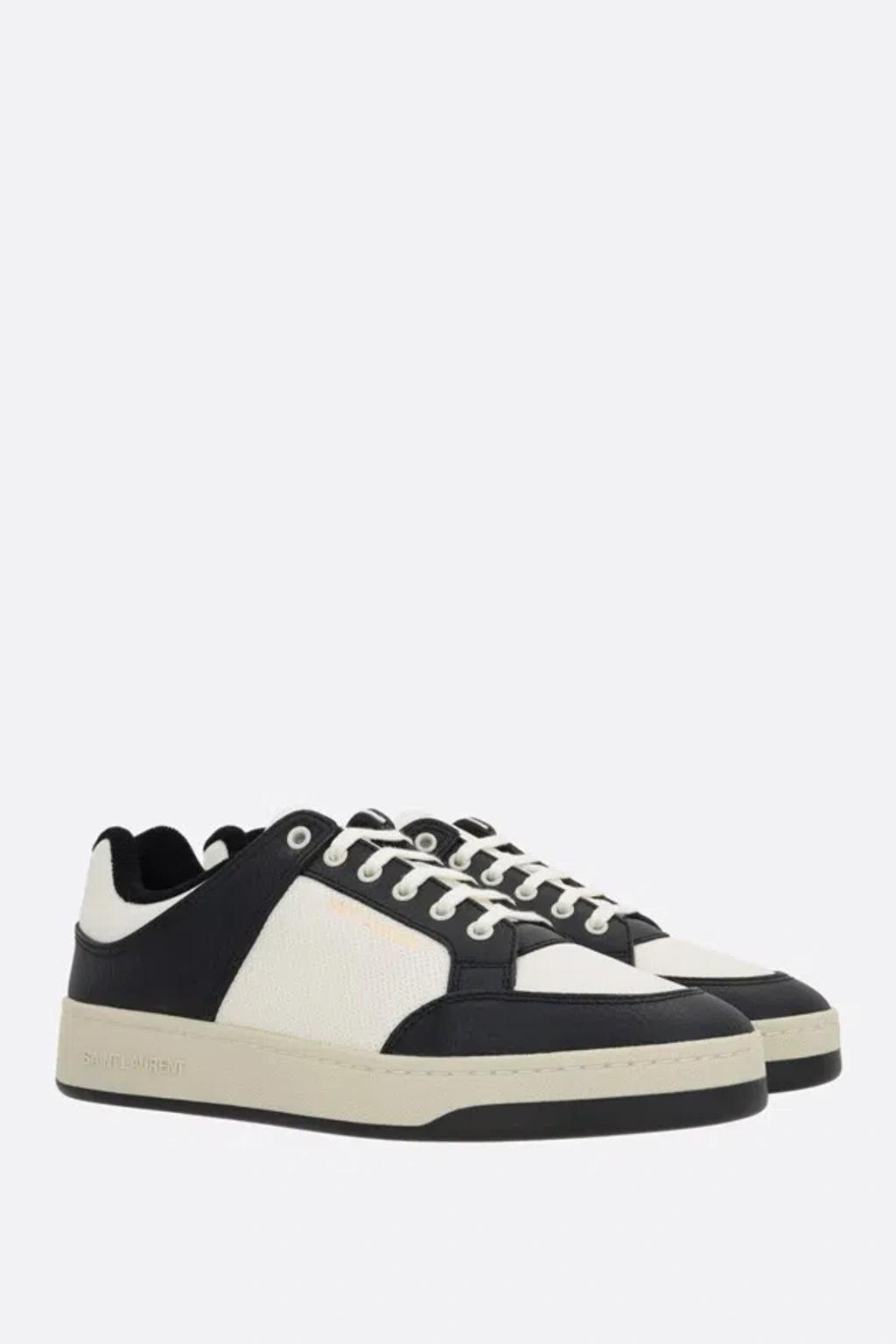 Sneakers In Black Product Image