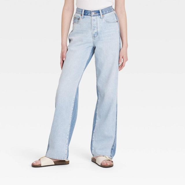 Womens Mid-Rise 90s Baggy Two Tone Jeans - Universal Thread Light Wash Product Image