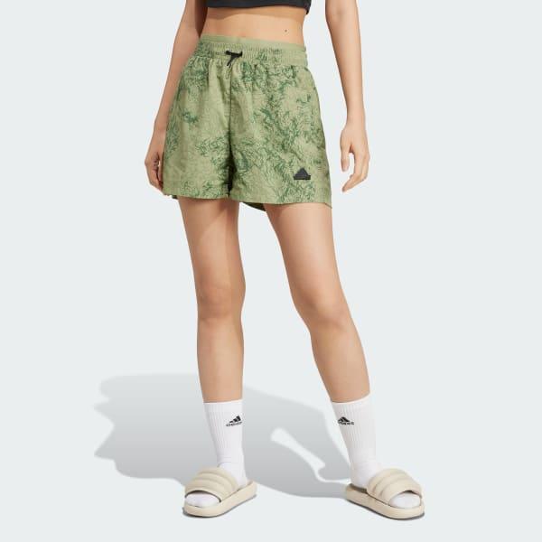 City Escape Woven Shorts Product Image