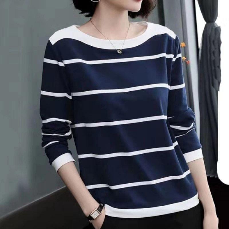 Long-Sleeve Round Neck Striped T-Shirt Product Image