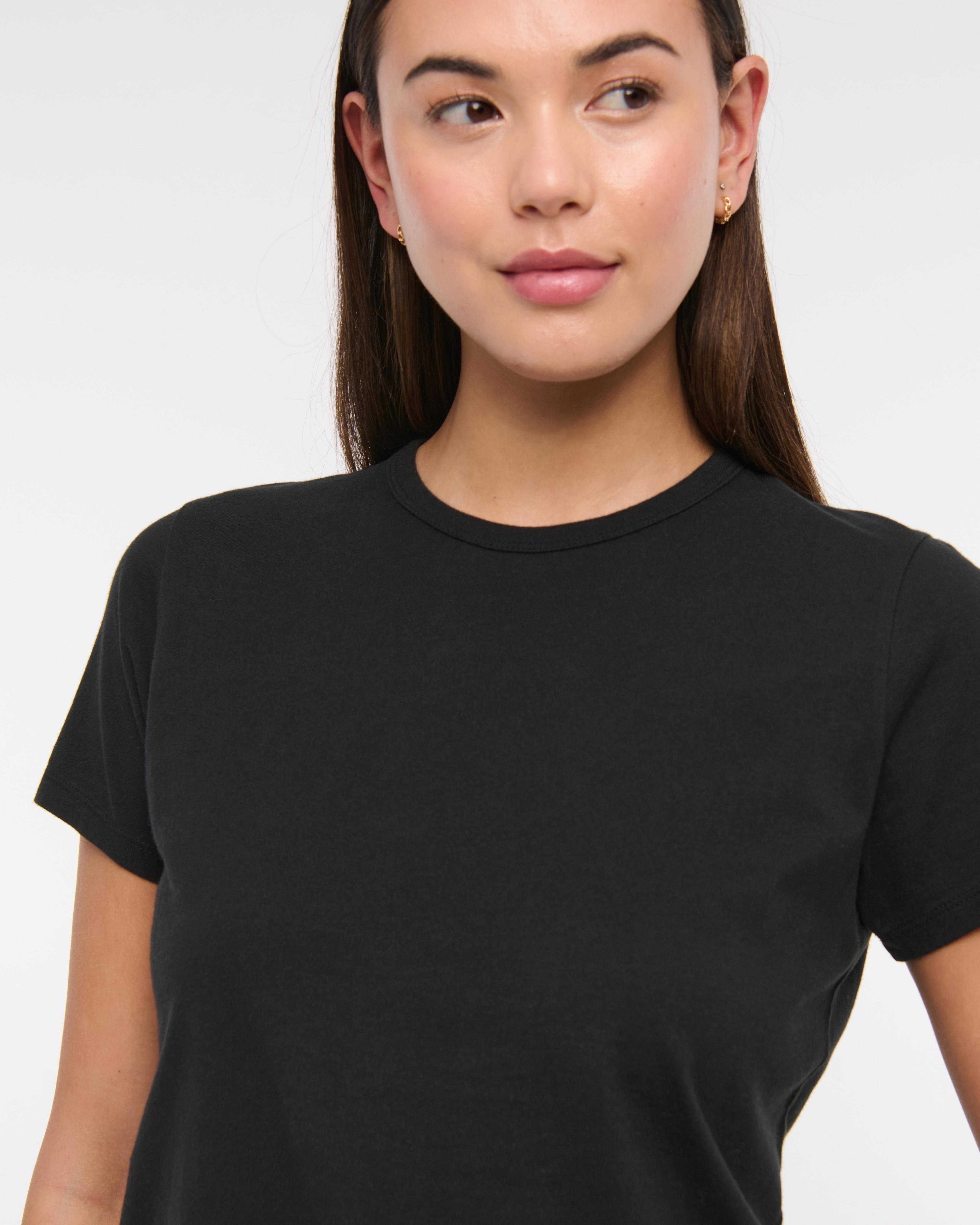 Essential Polished Body-Skimming Tuckable Tee Product Image