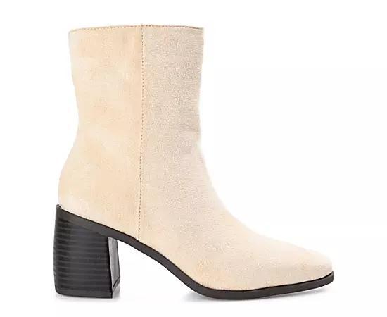 Journee Collection Womens Sloann Ankle Boots Product Image