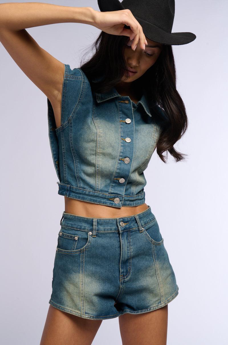 GEENA WASHED DENIM BUTTON DOWN TOP Product Image