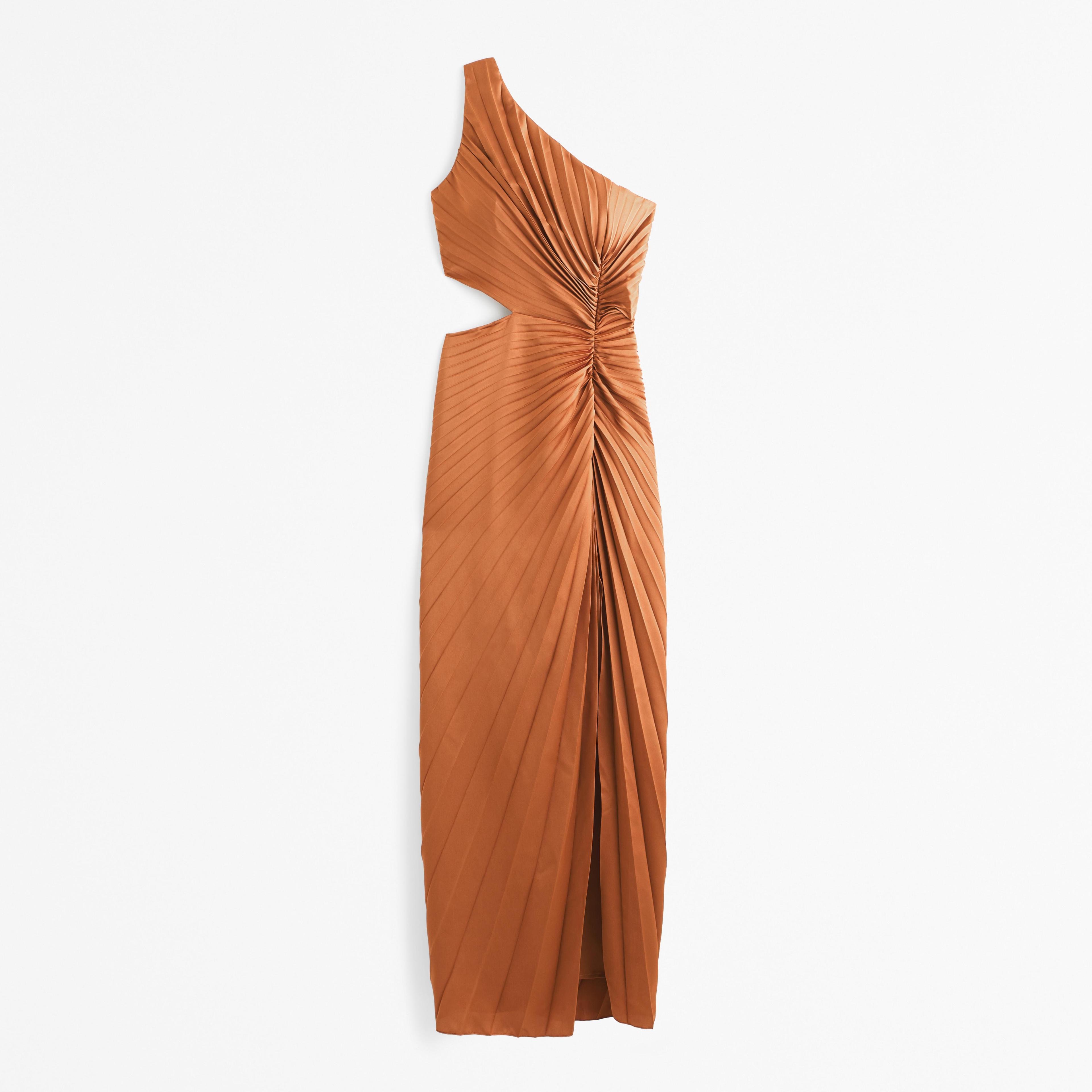 The A&F Giselle Pleated One-Shoulder Cutout Maxi Dress Product Image