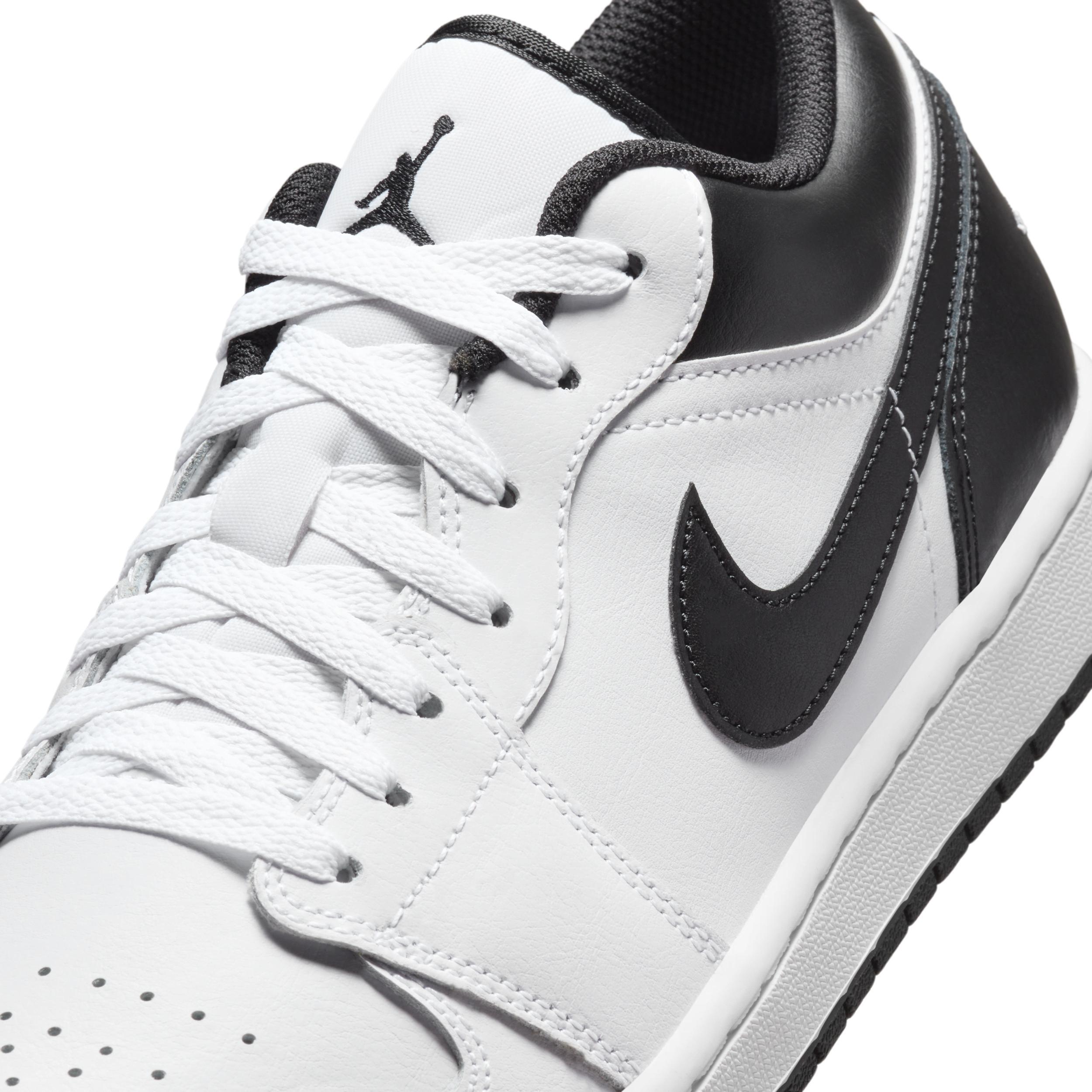 Men's Air Jordan 1 Low Shoes Product Image