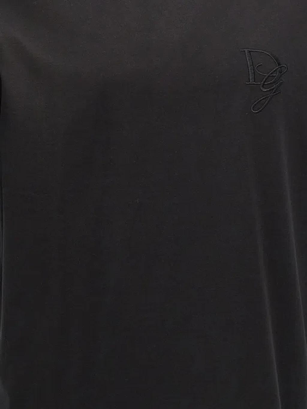 Logo Embroidery T-shirt In Black Product Image