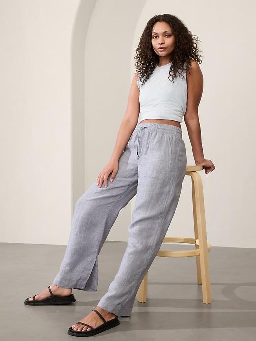 Retreat Linen Mid Rise Wide Leg Pant Product Image