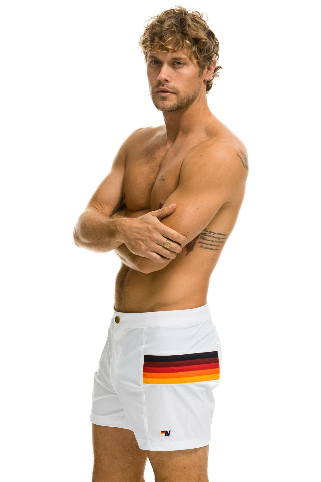 MEN'S HORIZONTAL 5 STRIPE FLEX SHORTS - WHITE Male Product Image