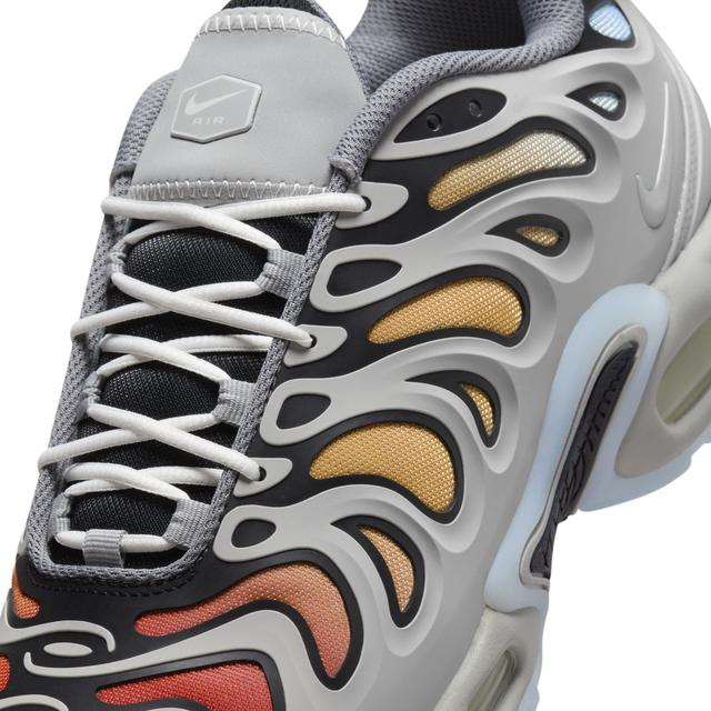 Nike Men's Air Max Plus Drift Shoes Product Image