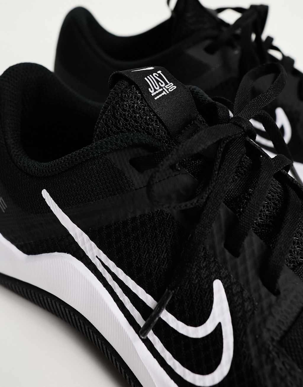 Nike Training MC 2 sneakers Product Image