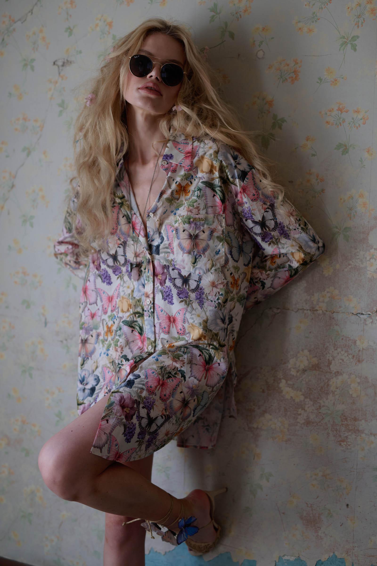 The Butterfly Botanics Big Blouse Product Image