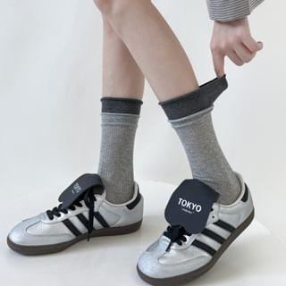 Two Tone Ribbed Socks Product Image