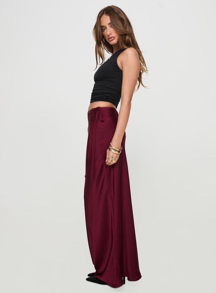 Fluttering Maxi Skirt Burgundy Product Image