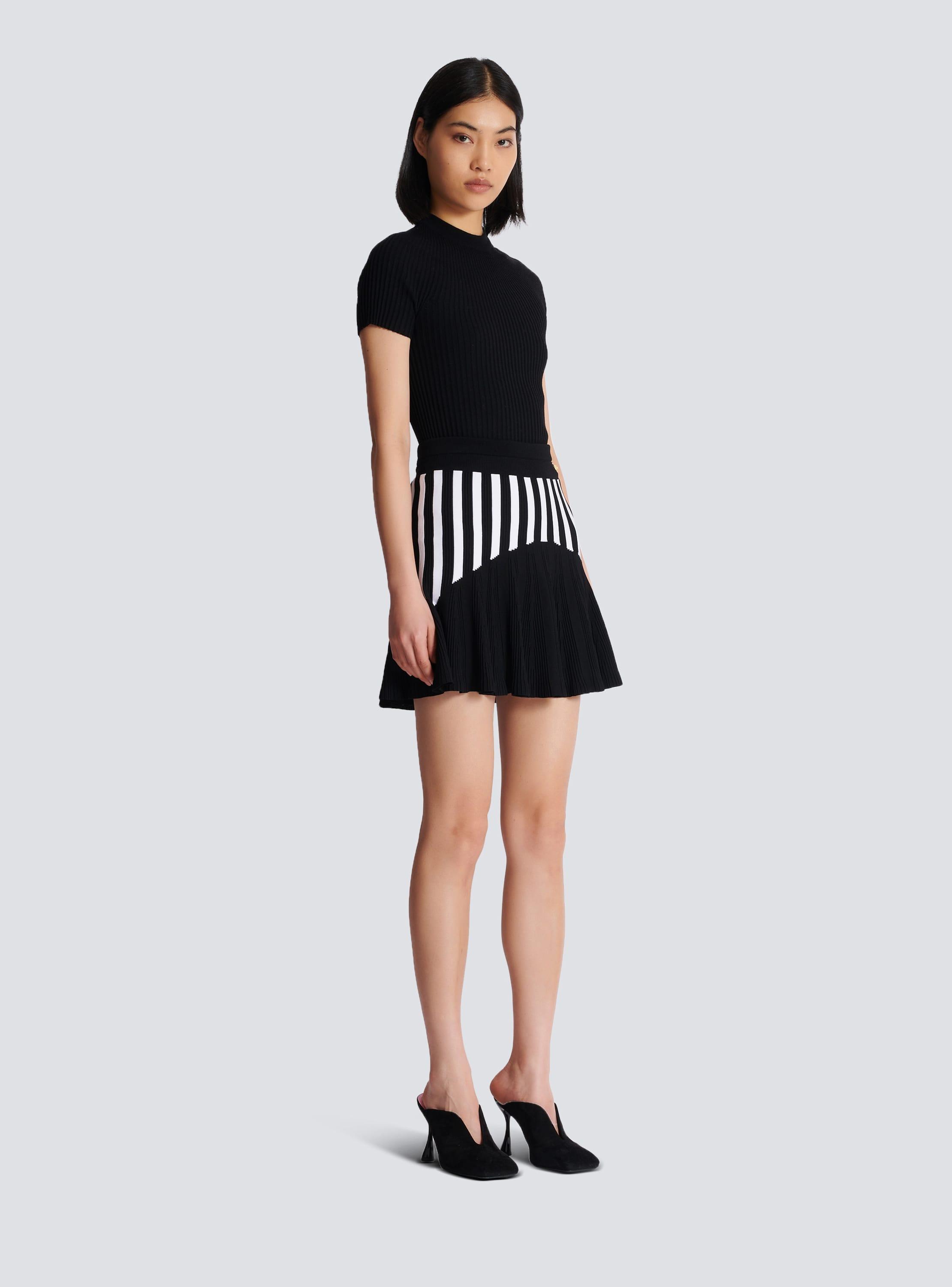 Pleated striped knit skirt Product Image