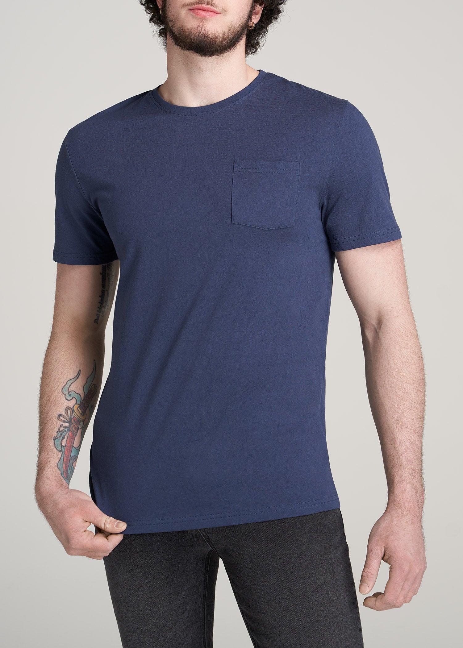 Everyday Pocket REGULAR FIT T-Shirt for Tall Men in Navy Male Product Image